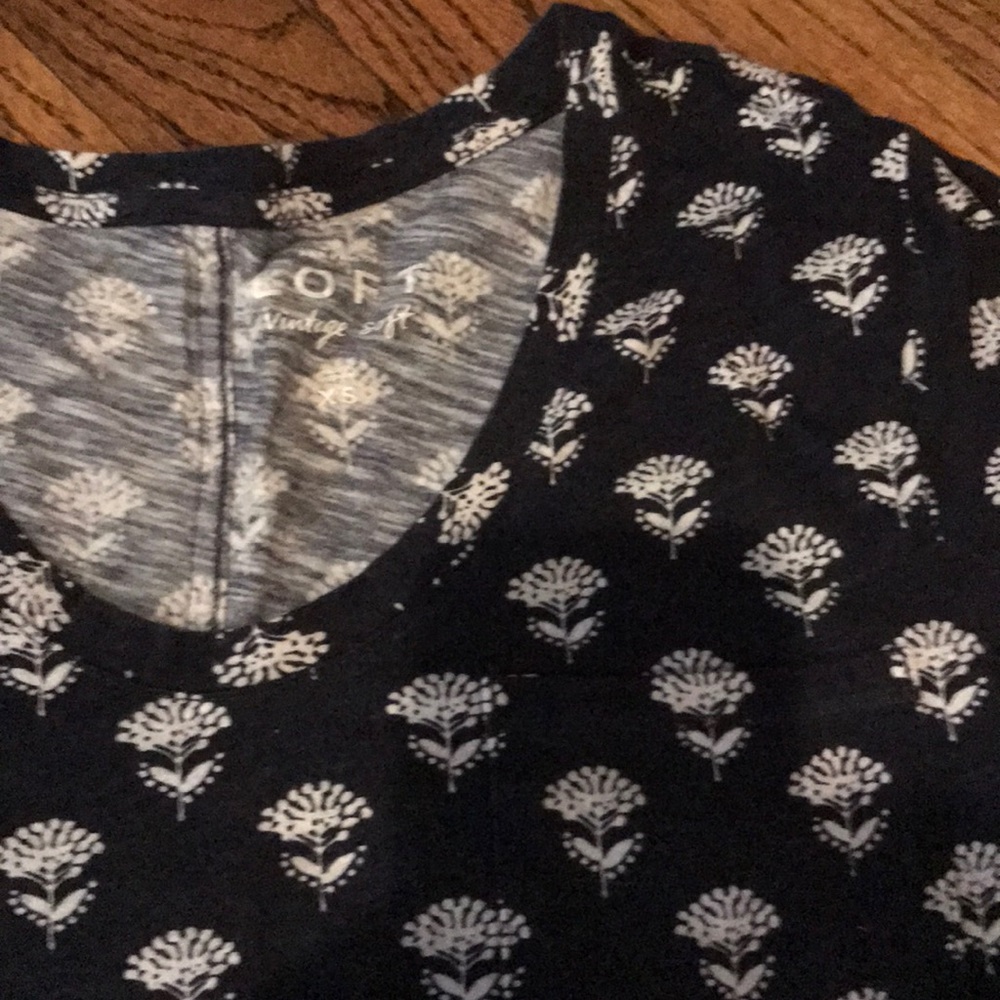 LOFT patterned tee - Picture 2 of 2